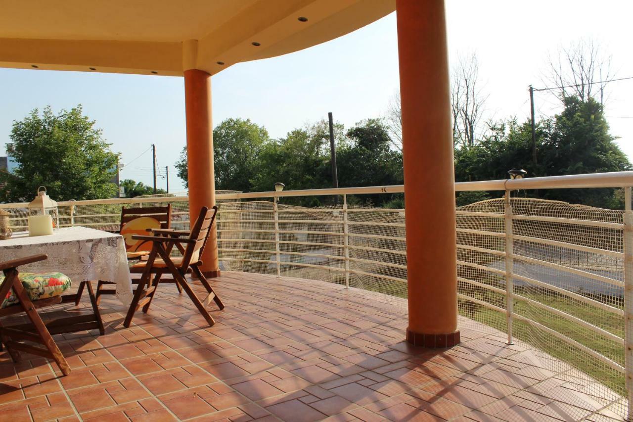 Maria'S Guesthouse Keramoti  Exterior photo